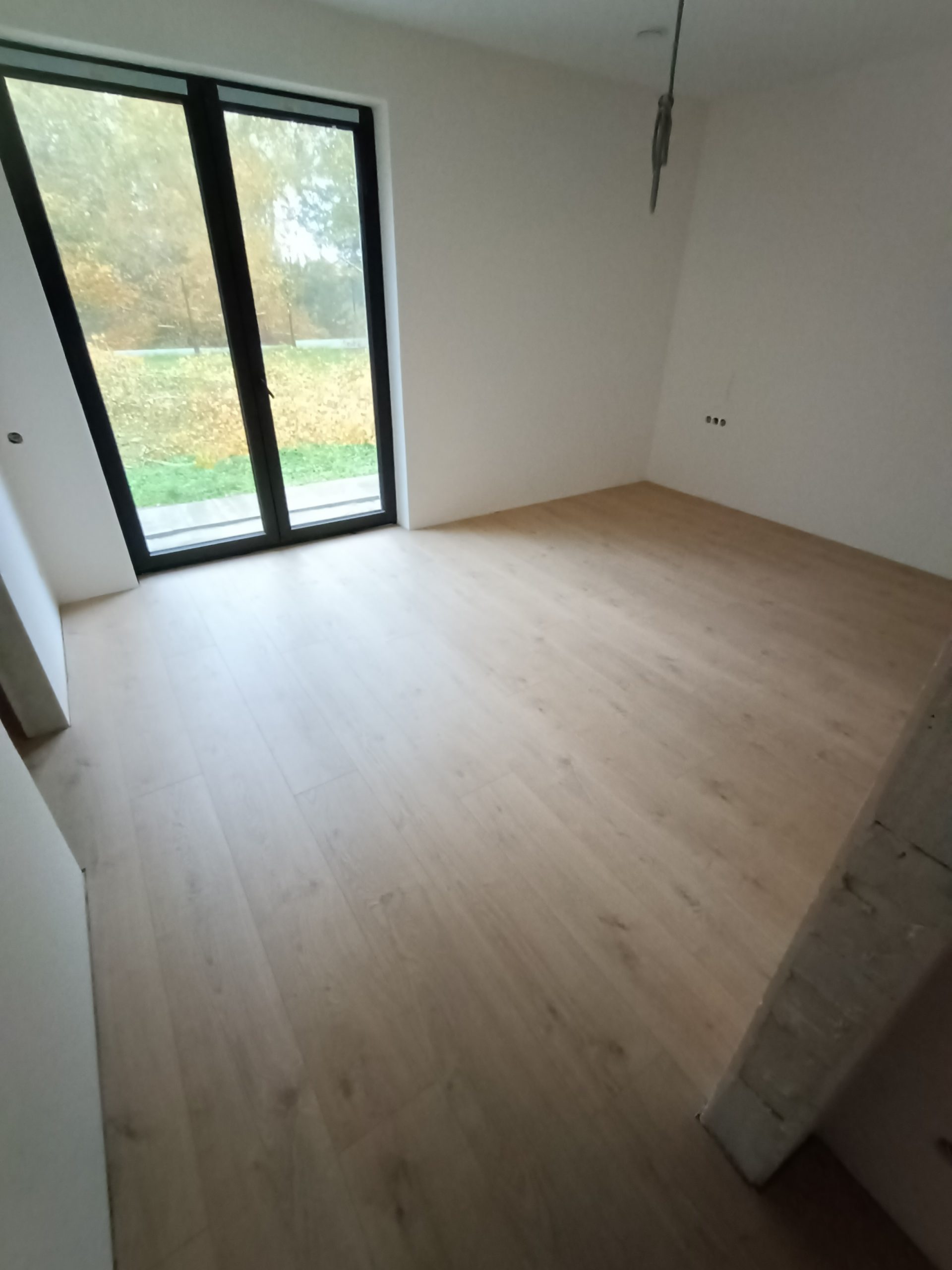 filter: 0; jpegRotation: 90; fileterIntensity: 0.000000; filterMask: 0; module:1facing:0; 
hw-remosaic: 0; 
touch: (0.75648147, 0.75648147); 
modeInfo: ; 
sceneMode: Night; 
cct_value: 0; 
AI_Scene: (-1, -1); 
aec_lux: 35.0; 
hist255: 0.0; 
hist252~255: 0.0; 
hist0~15: 0.0;